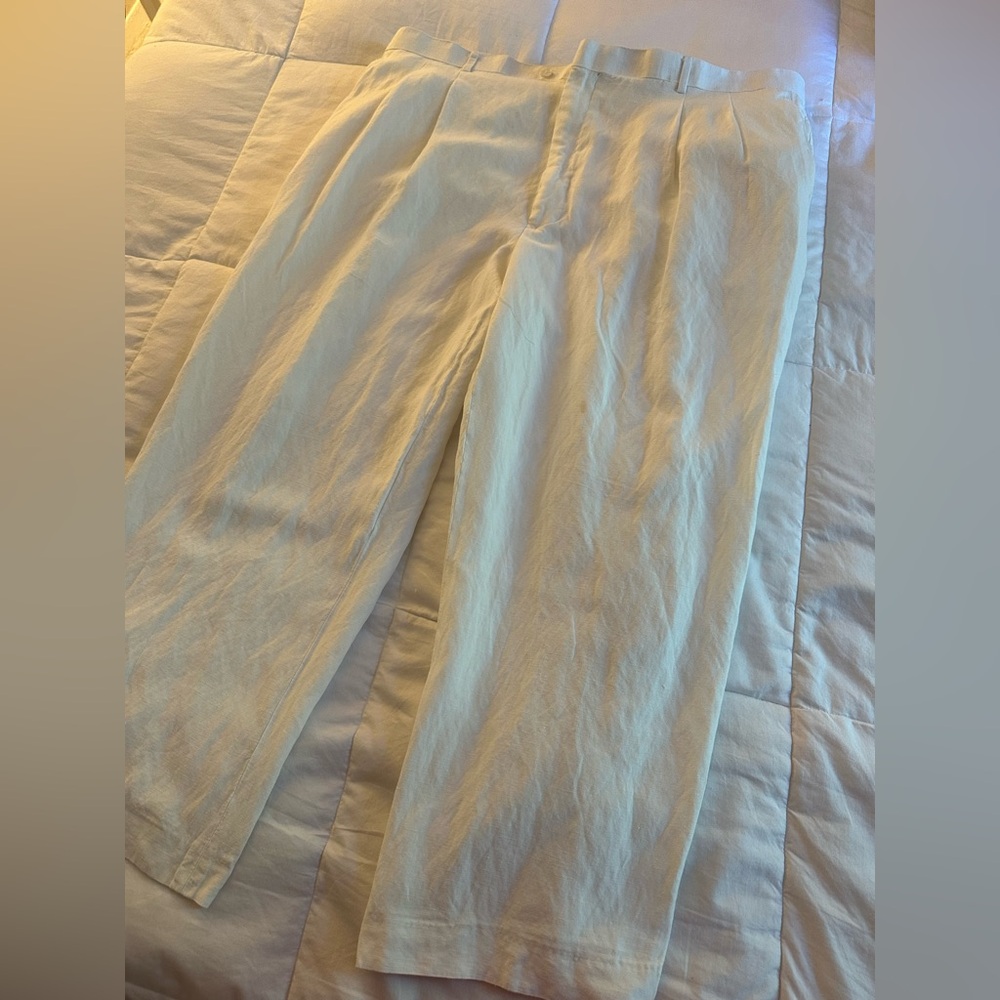 Lineage white linen men’s pants 🤍